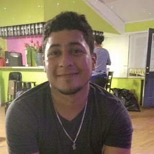 Meet your Posher, Eliseo